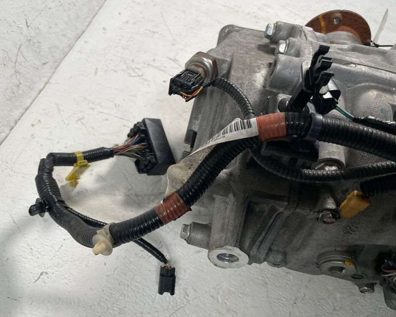Load image into Gallery viewer, 2019 - 2025 HONDA PASSPORT AWD REAR AXLE DIFFERENTIAL CARRIER ASSY 3.5L # 113440
