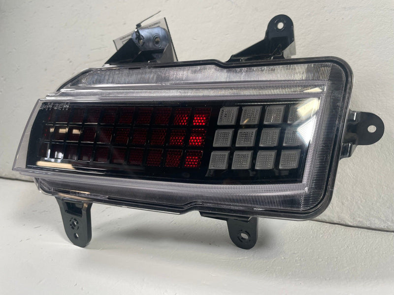 Load image into Gallery viewer, 2023-2025 HYUNDAI IONIQ 6 REAR RIGHT SIDE BUMPER LED BACKUP LIGHT LAMP # 112263
