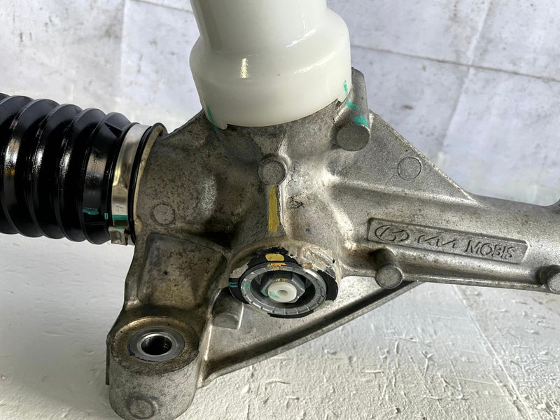 Load image into Gallery viewer, 2024 - 2026 HYUNDAI SANTA FE POWER STEERING GEAR RACK &amp; PINION ASSEMBLY # 113229
