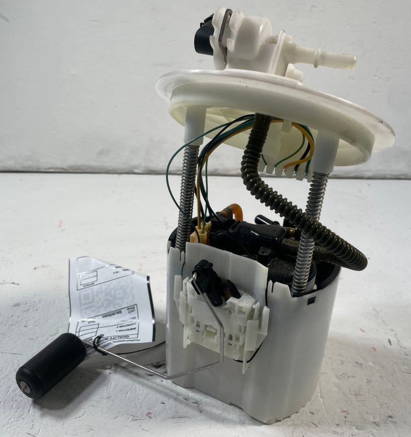 Load image into Gallery viewer, 2021 - 2023 KIA STINGER FUEL GAS TANK PUMP ASSEMBLY 31110-J5150 3.3L # 110795
