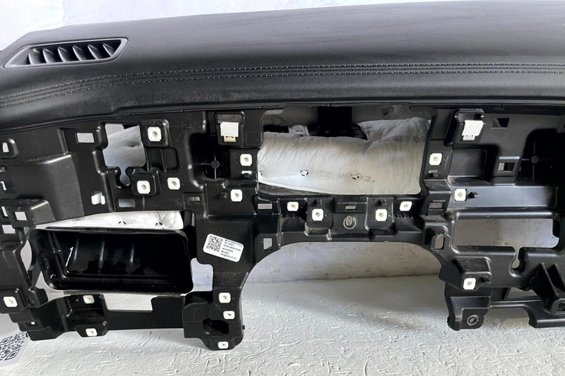 Load image into Gallery viewer, 2024 - 2026 HYUNDAI SANTA FE FRONT DASHBOARD INSTRUMENT PANEL ASSEMBLY # 113235
