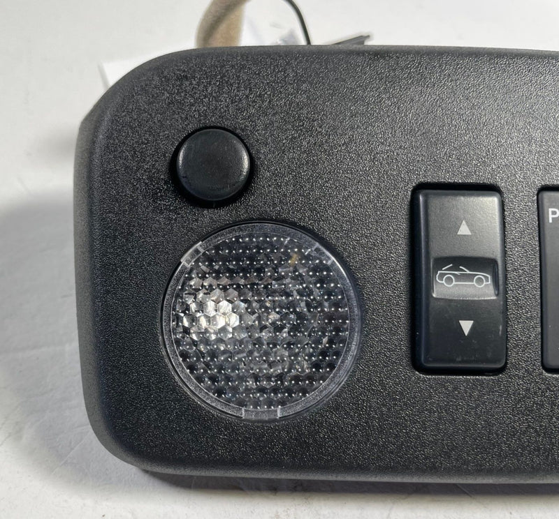 Load image into Gallery viewer, 15-23 FORD MUSTANG CONVERTIBLE FRONT ROOF CONSOLE DOME MAP LIGHT LAMP # 113498
