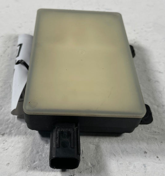 2022 - 2023 GENESIS G70 REAR RIGHT SIDE BLIND SPOT RADAR MODULE SENSOR