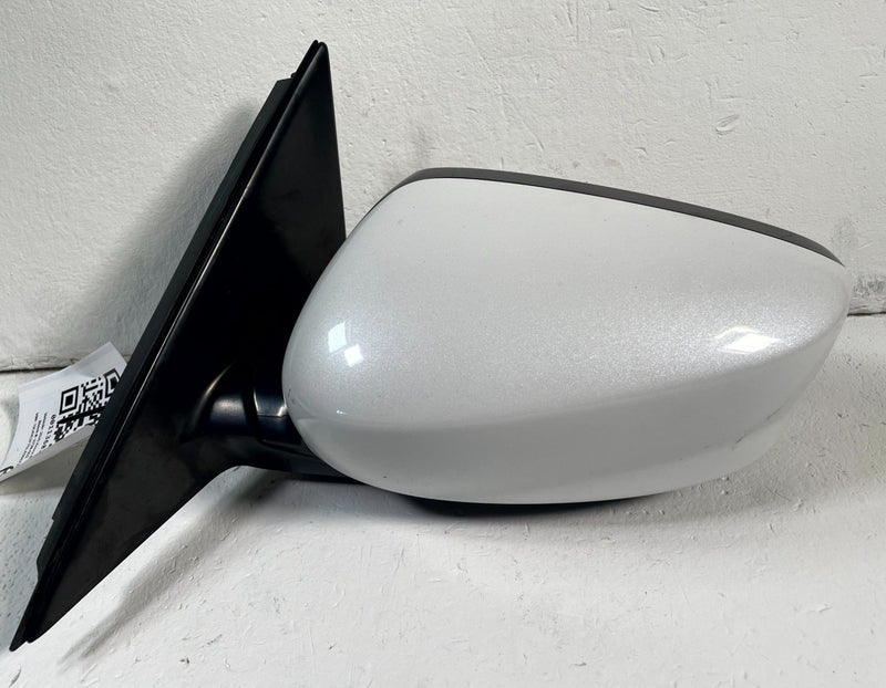 Load image into Gallery viewer, 2016-2022 ACURA ILX FRONT LEFT SIDE REAR VIEW DOOR MIRROR WHITE (NH883P) #113683
