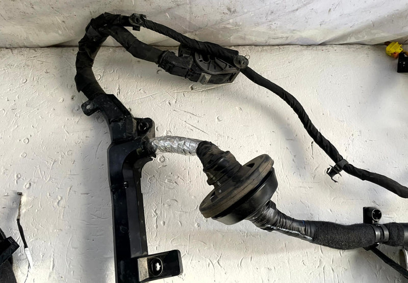 Load image into Gallery viewer, 2024-2026 HYUNDAI SANTA FE ENGINE BAY ROOM WIRE HARNESS W/FUSE BOX 2.5L # 113234
