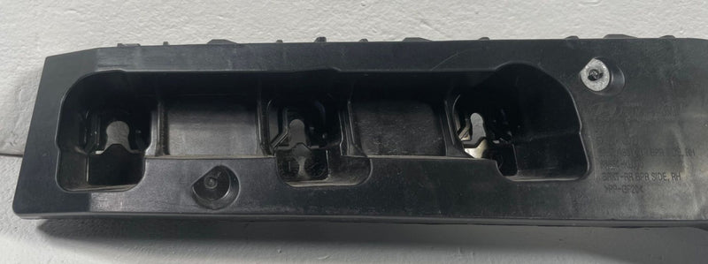 Load image into Gallery viewer, 2023 - 2025 HYUNDAI IONIQ 6 REAR RIGHT PASSENGER BUMPER SUPPORT BRACKET # 112260

