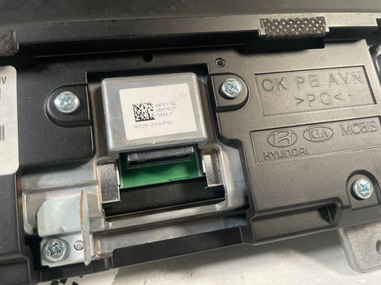 2022 - 2023 KIA STINGER DASHBOARD RADIO INFORMATION DISPLAY SCREEN UNIT