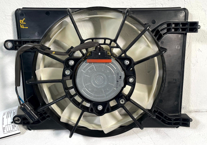Load image into Gallery viewer, 16-22 ACURA ILX FRONT RIGHT SIDE RADIATOR COOLING FAN SHROUD ASSEMBLY # 113679
