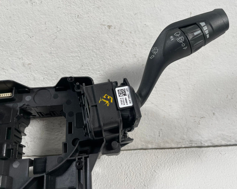 Load image into Gallery viewer, 2018-2023 FORD MUSTANG STEERING COLUMN WIPER TURN SIGNAL HEADLIGHT SWITCH 113492
