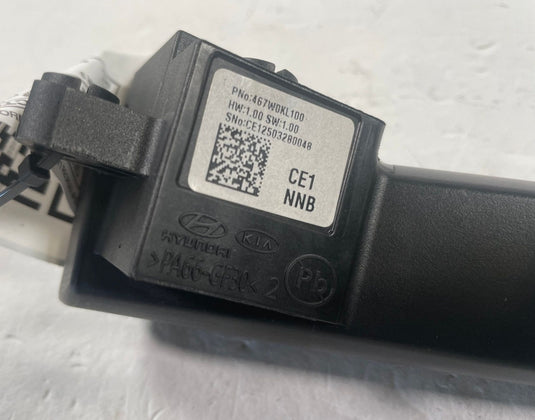 2023-2025 HYUNDAI IONIQ 6 TRANSMISSION GEAR SHIFTER HANDLE LEVER SWITCH