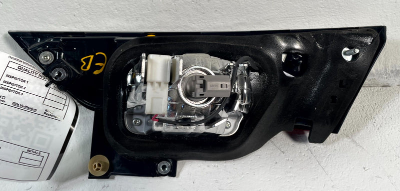 Load image into Gallery viewer, 2019-2022 ACURA ILX REAR LEFT DRIVER SIDE LED INNER TAILLIGHT LIGHT LAMP #113681
