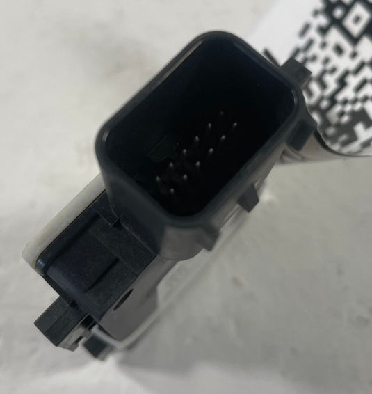 2023-2025 HYUNDAI IONIQ 6 REAR RIGHT BLIND SPOT RADAR SENSOR W/ BRACKET