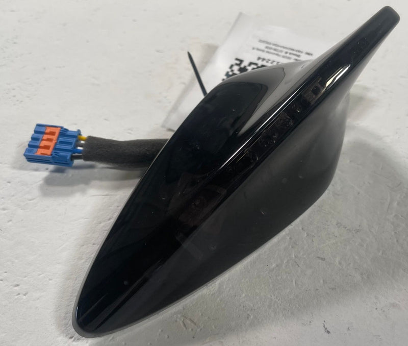 Load image into Gallery viewer, 2023-2025 HYUNDAI IONIQ 6 ROOF EXTERIOR SHARK FIN ANTENNA MODULE BLACK # 112244
