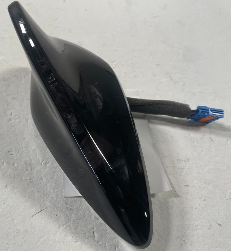 Load image into Gallery viewer, 2023-2025 HYUNDAI IONIQ 6 ROOF EXTERIOR SHARK FIN ANTENNA MODULE BLACK # 112244
