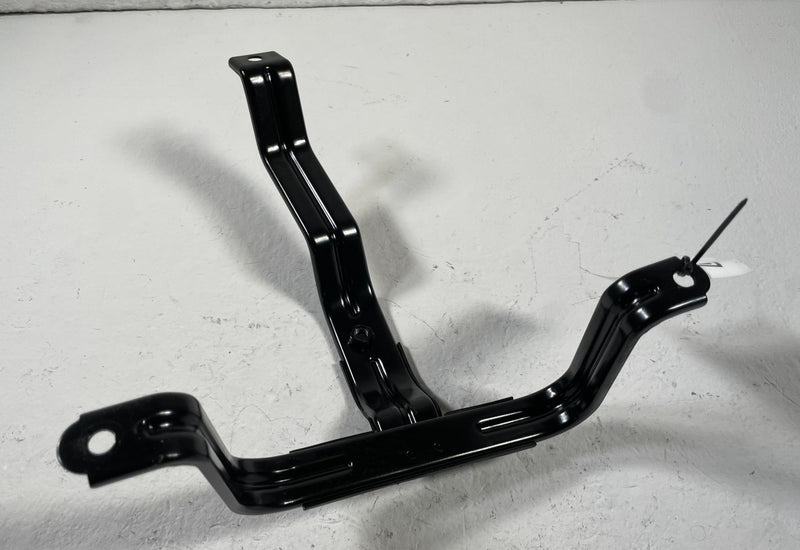 Load image into Gallery viewer, 2019 -2023 GENESIS G70 TRUNK SPARE TIRE WHEEL MOUNT BRACKET SUPPORT # 108122
