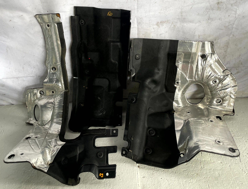 Load image into Gallery viewer, 2018-2023 KIA STINGER ENGINE BAY PARTITION HEAT SHIELD DIVIDER SET 3.3L # 110791
