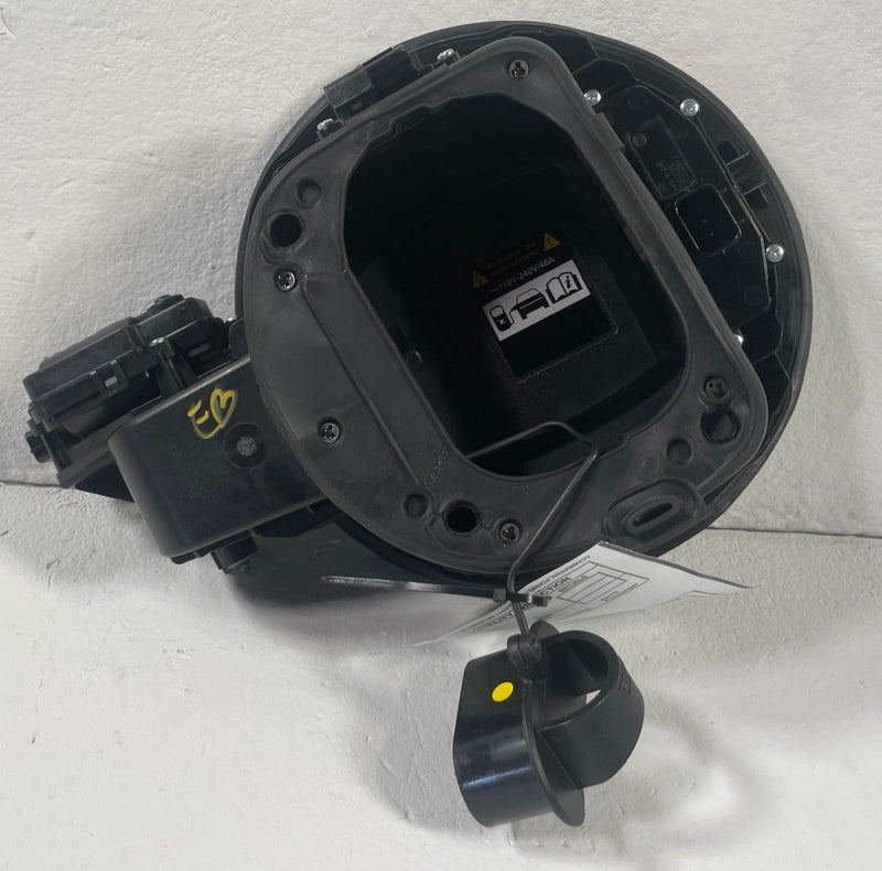 Load image into Gallery viewer, 2023 - 2025 HYUNDAI IONIQ 6 REAR CHARGING PORT DOOR LID COVER BLUE (NY9) #112270
