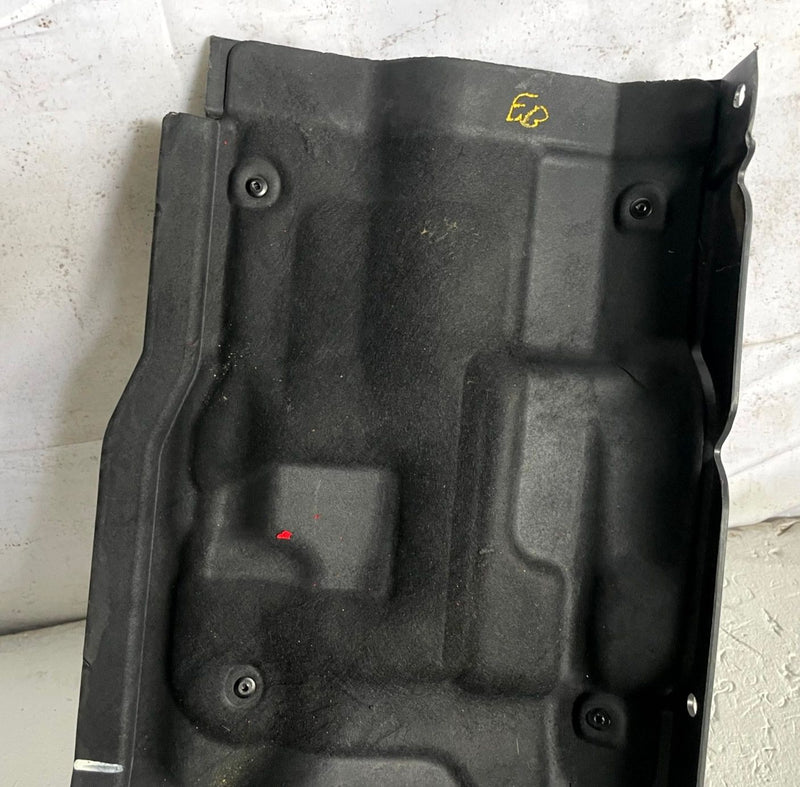 Load image into Gallery viewer, 2018-2023 KIA STINGER ENGINE BAY PARTITION HEAT SHIELD DIVIDER SET 3.3L # 110791
