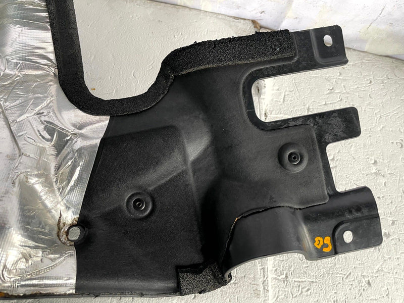 Load image into Gallery viewer, 2018-2023 KIA STINGER ENGINE BAY PARTITION HEAT SHIELD DIVIDER SET 3.3L # 110791
