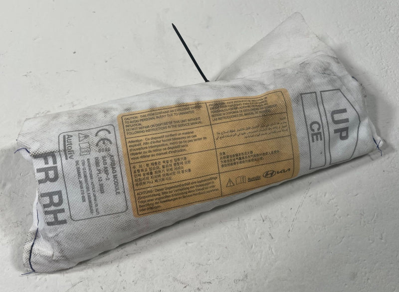 Load image into Gallery viewer, 23-25 HYUNDAI IONIQ 6 FRONT RIGHT PASSENGER SIDE SEAT AIRBAG 80620-KL000 #112256

