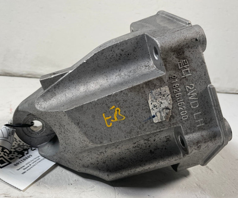 Load image into Gallery viewer, 2018 - 2023 KIA STINGER RWD FRONT LEFT ENGINE MOUNT SUPPORT BRACKET 3.3L #110809
