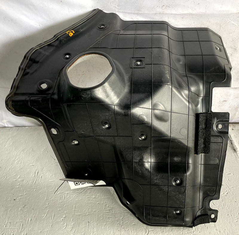 Load image into Gallery viewer, 2018-2023 KIA STINGER ENGINE BAY PARTITION HEAT SHIELD DIVIDER SET 3.3L # 110791
