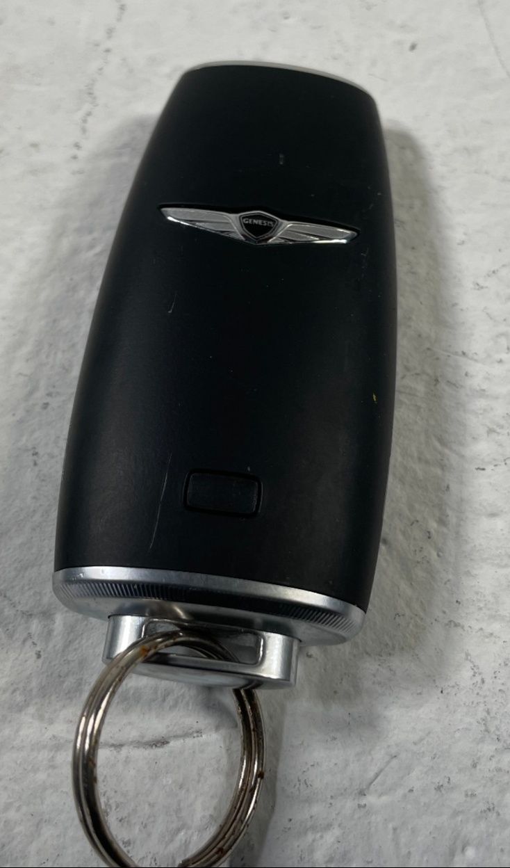 Load image into Gallery viewer, 2023 GENESIS G70 RWD ENGINE &amp; BODY CONTROL MODULE ECM BCM W/ KEY FOB 2.0L 108113
