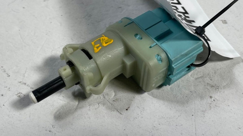 Load image into Gallery viewer, 2011-2023 FORD MUSTANG FRONT FLOOR BRAKE PEDAL LIGHT SWITCH SENSOR # 113499
