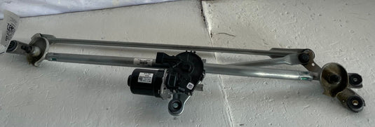 22-26 TOYOTA TUNDRA FRONT WINDSHILED WIPER TRANSMISSION LINKAGE W/MOTOR