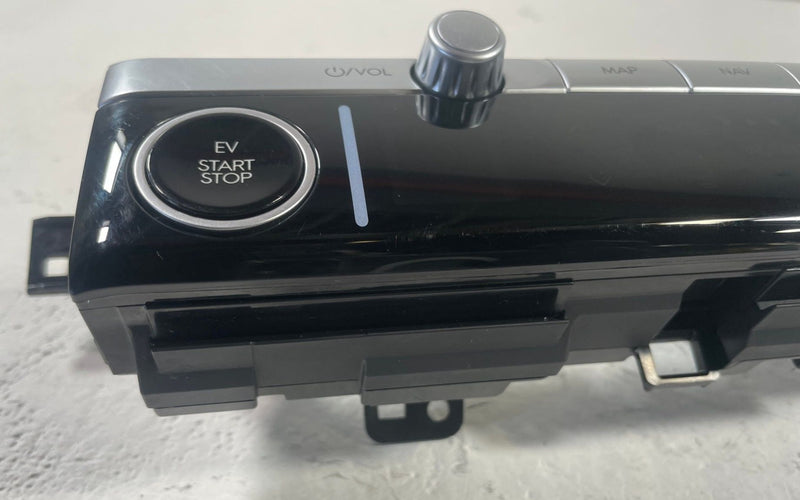 Load image into Gallery viewer, 2023-2025 HYUNDAI IONIQ 6 DASH AC HVAC HEATER TEMPERATURE CONTROL SWITCH #112288
