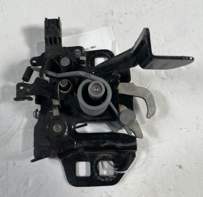 Load image into Gallery viewer, 2018 - 2025 FORD MUSTANG HOOD BONNET LOCK LATCH ASSEMBLY KR3Z-16700-C # 113489
