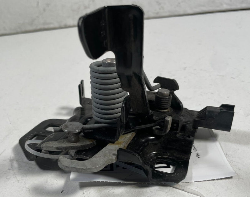 Load image into Gallery viewer, 2018 - 2025 FORD MUSTANG HOOD BONNET LOCK LATCH ASSEMBLY KR3Z-16700-C # 113489
