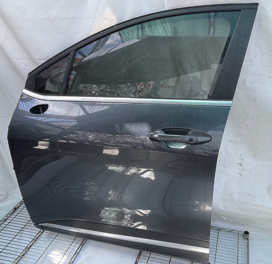 KIA SPORTAGE FRONT LEFT SIDE DOOR SHELL ASSEMBLY CHARCOAL (KDG) 23-26