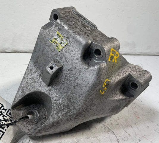 2018-2023 KIA STINGER RWD FRONT RIGHT ENGINE MOUNT SUPPORT BRACKET 3.3L