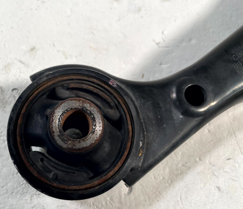 Load image into Gallery viewer, 2016 - 2022 ACURA ILX FWD FRONT RIGHT SIDE SUSPENSION LOWER CONTROL ARM # 113649
