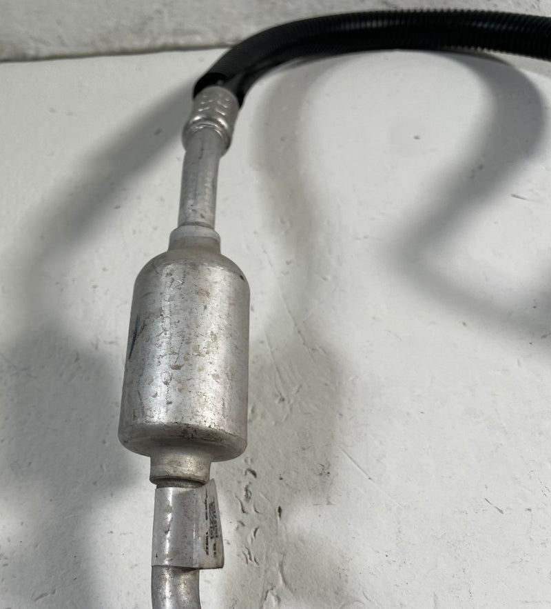 Load image into Gallery viewer, 2017 - 2023 FORD MUSTANG A/C AIR CONDITIONER REFRIGERANT DISCHARGE HOSE # 113480
