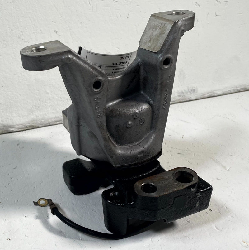 Load image into Gallery viewer, 2016-2022 ACURA ILX FWD FRONT RIGHT ENGINE FRAME MOTOR MOUNT BRACKET # 113645
