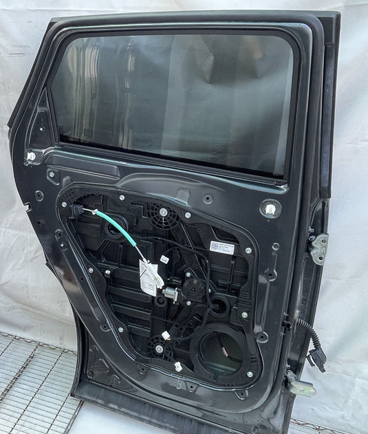 KIA SPORTAGE REAR LEFT SIDE DOOR SHELL ASSEMBLY CHARCOAL (KDG) 23-26