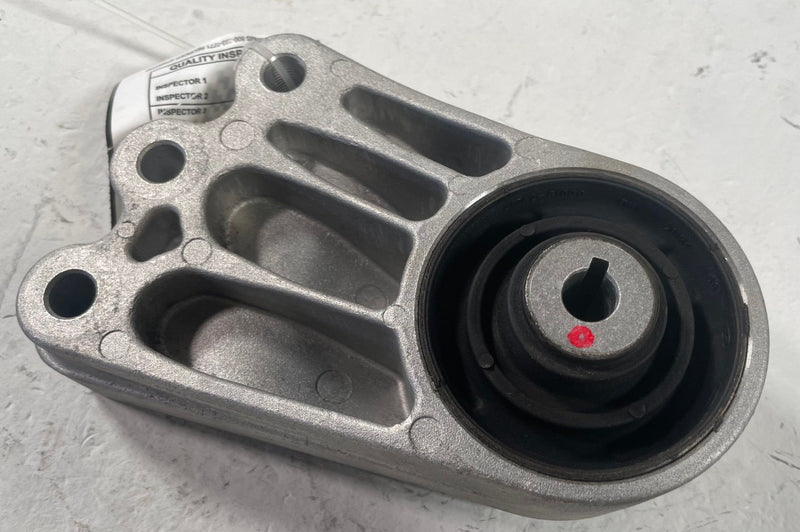 Load image into Gallery viewer, 22-25 HYUNDAI IONIQ 5 6 REAR RIGHT ENGINE MOTOR SUPPORT MOUNT BRACKET # 112275

