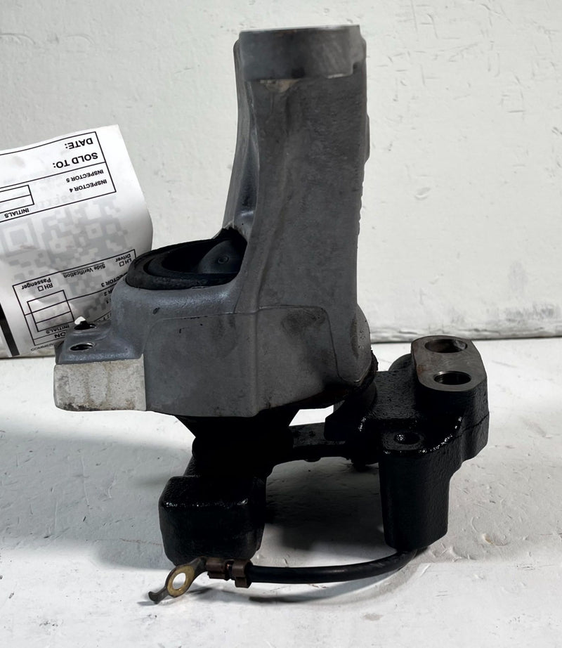 Load image into Gallery viewer, 2016-2022 ACURA ILX FWD FRONT RIGHT ENGINE FRAME MOTOR MOUNT BRACKET # 113645
