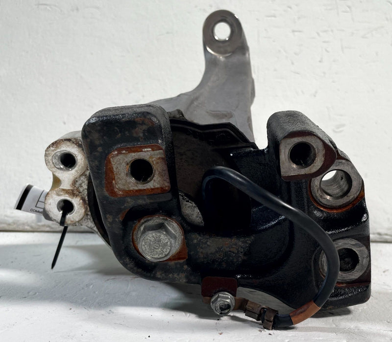 Load image into Gallery viewer, 2016-2022 ACURA ILX FWD FRONT RIGHT ENGINE FRAME MOTOR MOUNT BRACKET # 113645
