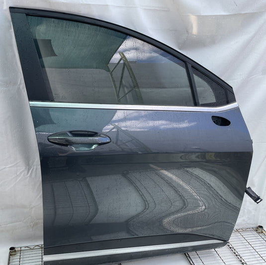 KIA SPORTAGE FRONT RIGHT SIDE DOOR SHELL ASSEMBLY CHARCOAL (KDG) 23-26