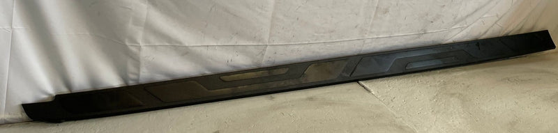 Load image into Gallery viewer, 2022-2026 TOYOTA TUNDRA REAR RIGHT PASSENGER UPPER BED SIDE RAIL COVER # 108518

