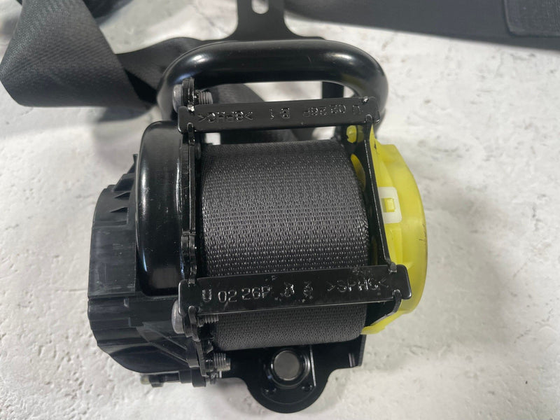 Load image into Gallery viewer, 2023 - 2025 HYUNDAI IONIQ 6 FRONT LEFT DRIVER SIDE SEAT BELT RETRACTOR # 112265
