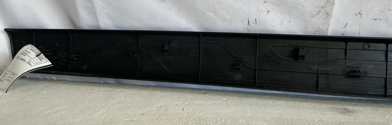 Load image into Gallery viewer, 2022 - 2026 TOYOTA TUNDRA REAR LEFT DRIVER UPPER BED SIDE RAIL COVER # 108519

