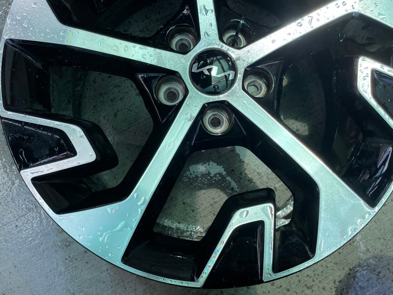 Load image into Gallery viewer, KIA SPORTAGE 18x7-1/2 5 SPOKE MACHINED FACE ALLOY WHEEL RIM 2023-2025 # 113318
