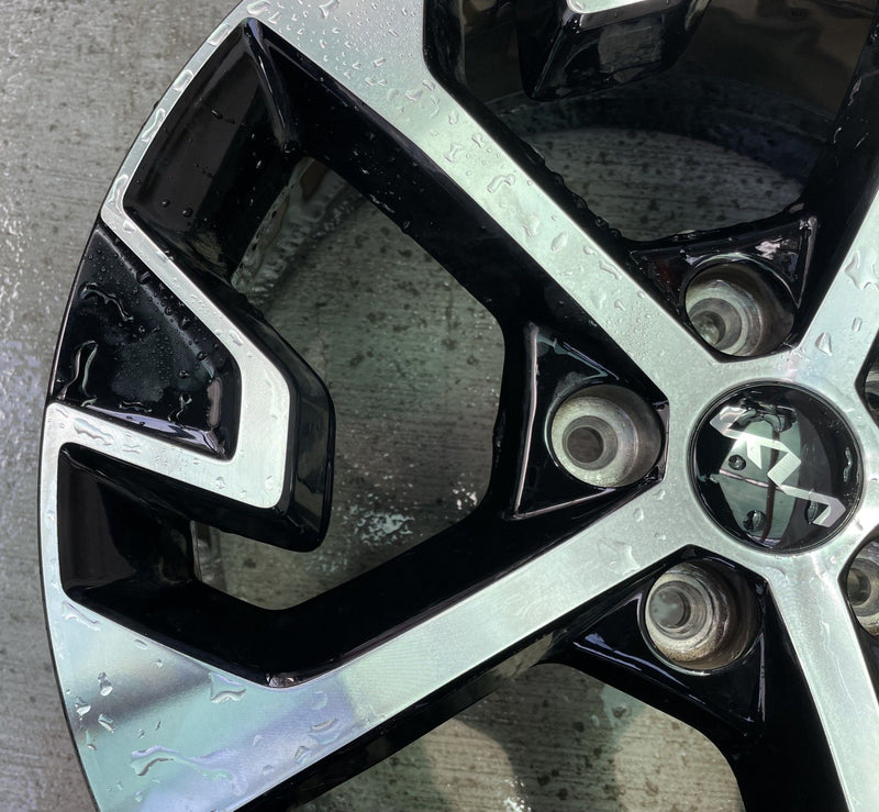 Load image into Gallery viewer, KIA SPORTAGE 18x7-1/2 5 SPOKE MACHINED FACE ALLOY WHEEL RIM 2023-2025 # 113318
