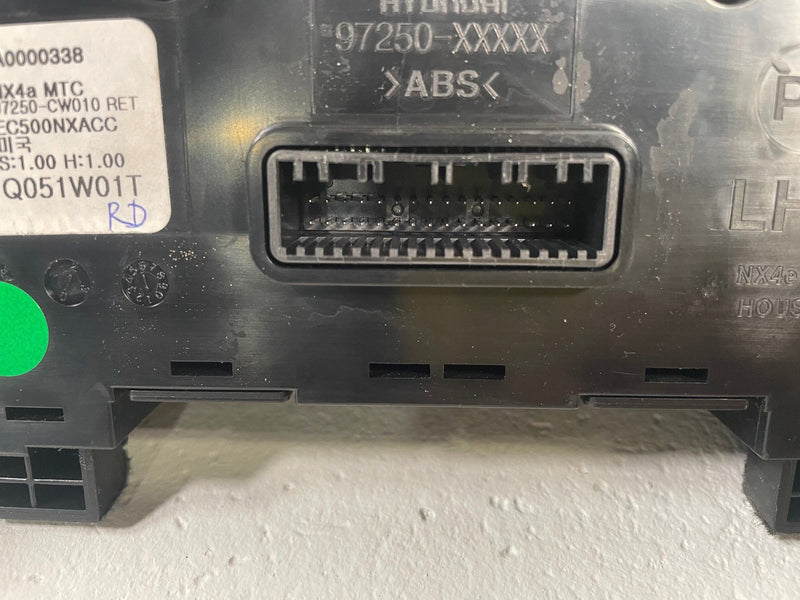 Load image into Gallery viewer, 22-24 HYUNDAI TUCSON DASH A/C HEATER CLIMATE CONTROL PANEL SWITCH 2.5L # 113707
