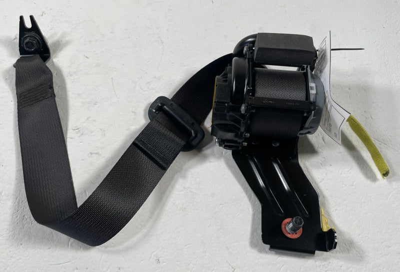 Load image into Gallery viewer, 2023 - 2025 HYUNDAI IONIQ 6 REAR RIGHT PASSENGER SIDE SEATBELT RETRACTOR #110882
