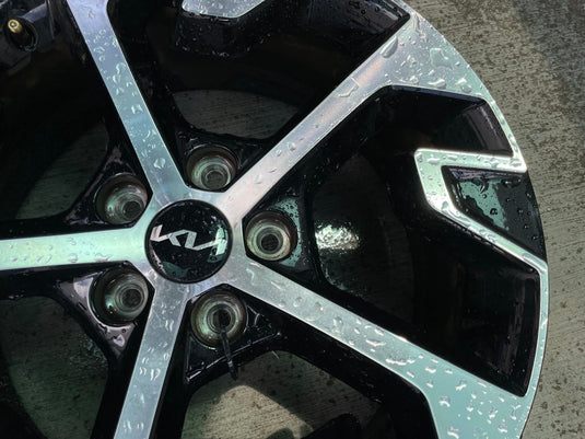 KIA SPORTAGE 18x7-1/2 5 SPOKE MACHINED FACE ALLOY WHEEL RIM 2023-2025